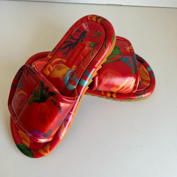 Farm Rio Pink Fruits Puffy Slides- Size 8 - Picture 3 of 4